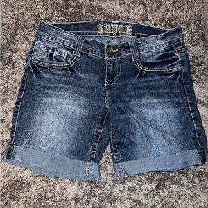 Truce | Mid Length Dark Jean Shorts | Size 5